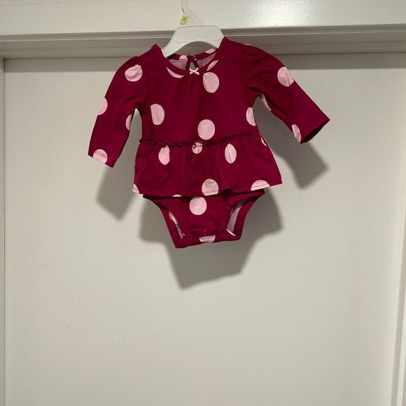 CARTER"S BABY RED WITH PINK POOKA DOT ONESIE - Picture 1 of 4